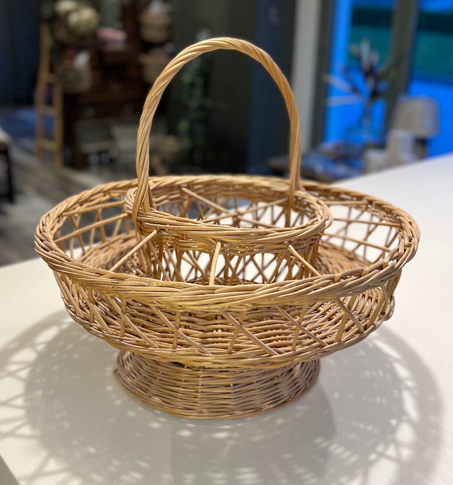 French Wicker Portable bar